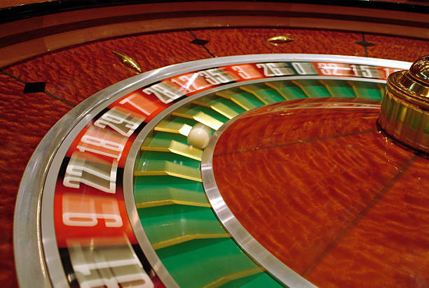naga20000 app showing roulette live-dealer table with real-time gameplay